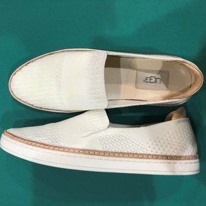 UGG Sammy Slip-On